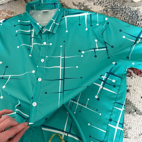 Teal Geometric Men's Button Down Short Sleeve Beach Summer Shirt - Picture 9 of 11